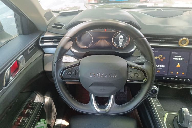 Used Lynk & Co 01 2021 2.0TD Two-Wheel-Drive Pro Trim Steering Wheel