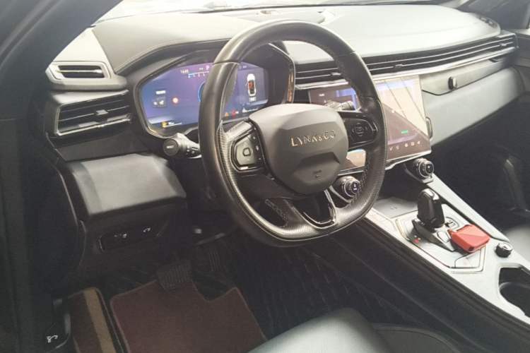 Used Lynk & Co 01 2021 2.0TD Four-Wheel Drive Hype-Halo Steering Wheel