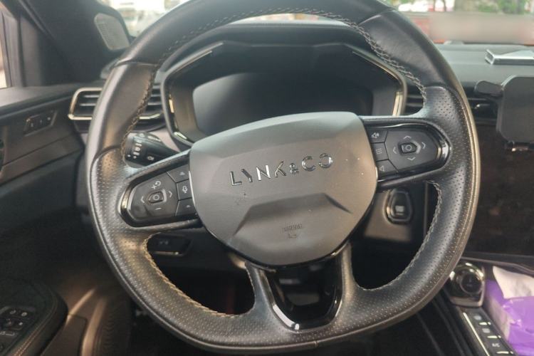 Used Lynk & Co 01 2021 2.0TD Four-Wheel Drive Hype-Halo Steering Wheel
