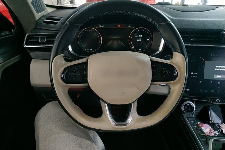 Used Lynk & Co 01 2021 2.0TD Two-Wheel Drive Zhaopu Pro Steering Wheel