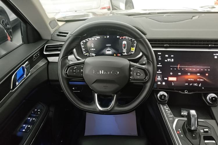 Used Lynk & Co 01 2021 2.0TD Two-Wheel-Drive Pro Trim Steering Wheel