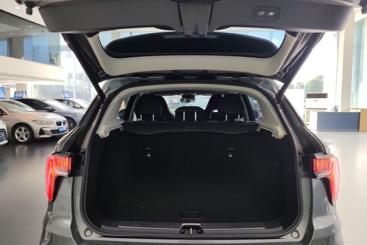 Used Lynk & Co 01 2021 2.0TD Two-Wheel-Drive Pro Trim Trunk