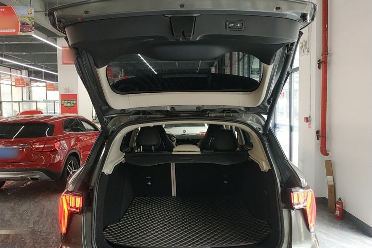 Used Lynk & Co 01 2021 2.0TD Two-Wheel Drive Zhaopu Pro Trunk
