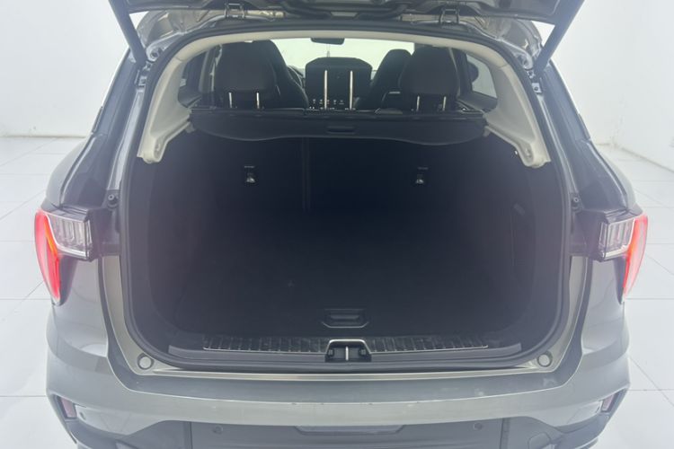 Used Lynk & Co 01 2021 2.0TD Two-Wheel-Drive Pro Trim Trunk