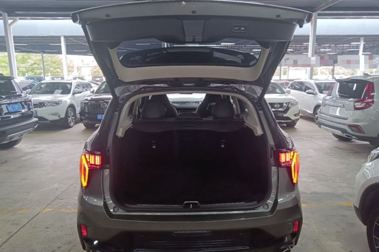 Used Lynk & Co 01 2021 2.0TD Two-Wheel-Drive Pro Trim Trunk