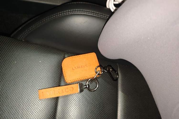 Used Lynk & Co 01 2021 2.0TD Two-Wheel-Drive Pro Trim Vehicle Key
