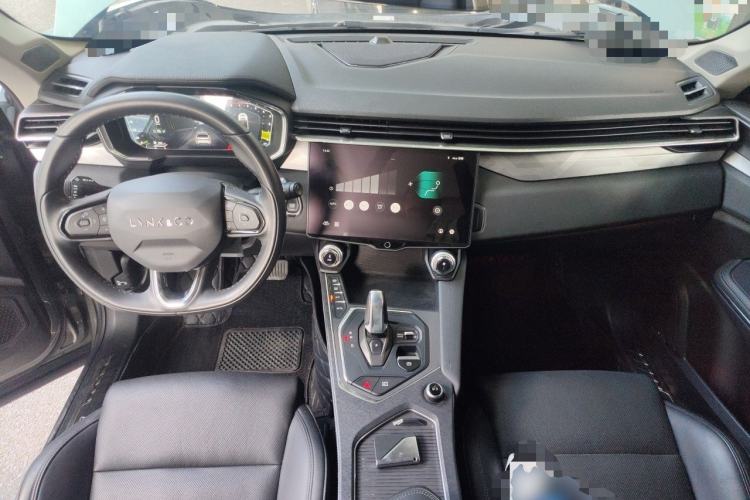 Used Lynk & Co 01 2021 2.0TD Two-Wheel-Drive Pro Trim Center Console