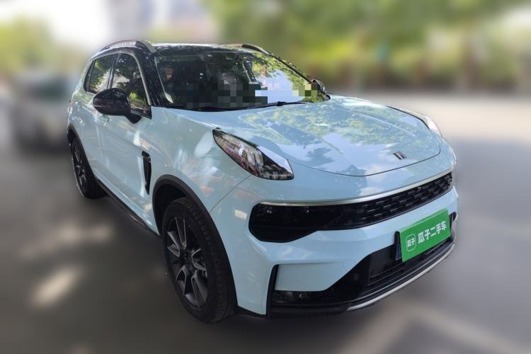 Used Lynk & Co 01 2021 2.0TD Two-Wheel-Drive Pro Trim Front Right 45 Deg
