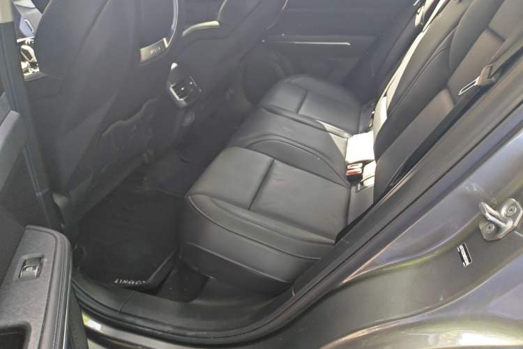 Used Lynk & Co 01 2021 2.0TD Two-Wheel-Drive Pro Trim Left Rear Seat