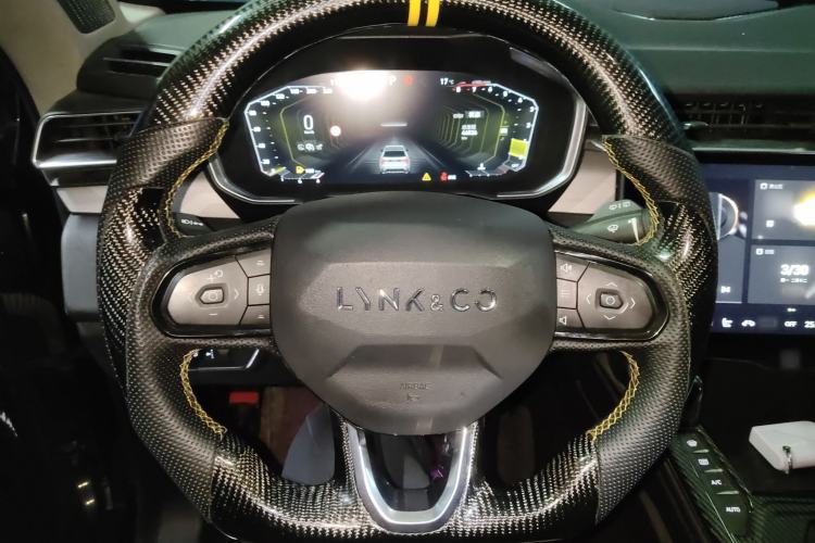 Used Lynk & Co 01 2021 2.0TD Two-Wheel-Drive Pro Trim Steering Wheel