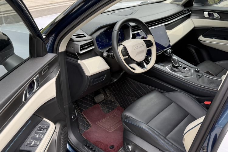 Used Lynk & Co 01 2021 2.0TD Two-Wheel Drive Zhaopu Pro Interior 3