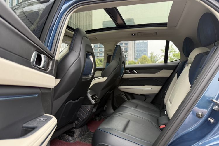 Used Lynk & Co 01 2021 2.0TD Two-Wheel Drive Zhaopu Pro Interior 4