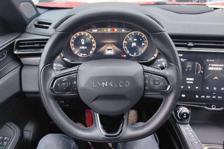 Used Lynk & Co 01 2021 2.0TD Four-Wheel Drive Hype-Halo Interior 6