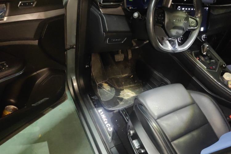 Used Lynk & Co 01 2021 2.0TD Two-Wheel-Drive Pro Trim Driver Seat