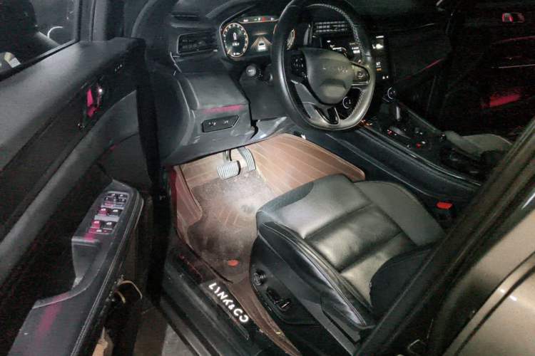 Used Lynk & Co 01 2021 2.0TD Four-Wheel Drive Hype-Halo Driver Seat