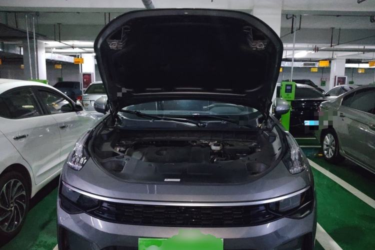 Used Lynk & Co 01 2021 2.0TD Two-Wheel-Drive Pro Trim Engine Bay