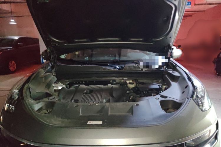 Used Lynk & Co 01 2021 2.0TD Two-Wheel-Drive Pro Trim Engine Bay
