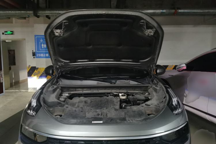 Used Lynk & Co 01 2021 2.0TD Two-Wheel-Drive Pro Trim Engine Bay