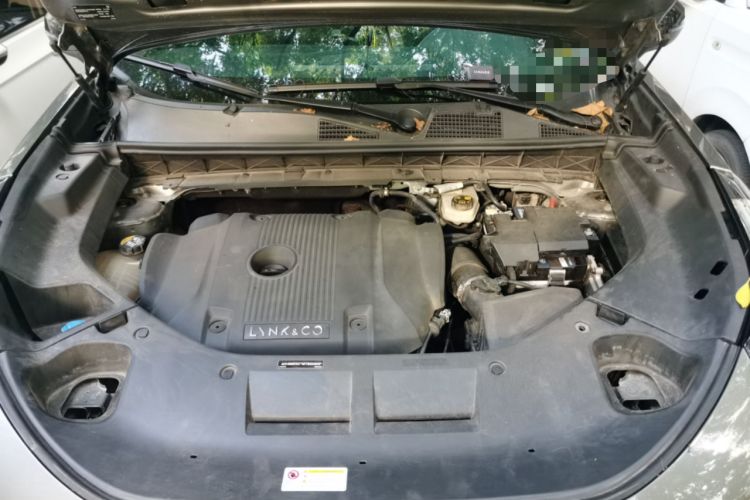 Used Lynk & Co 01 2021 2.0TD Four-Wheel Drive Hype-Halo Engine Bay