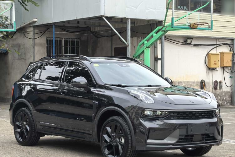 Used Lynk & Co 01 2021 2.0TD Four-Wheel Drive Hype-Halo Exterior 4