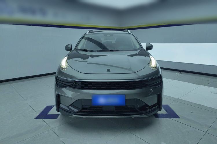 Used Lynk & Co 01 2021 2.0TD Two-Wheel-Drive Pro Trim Front