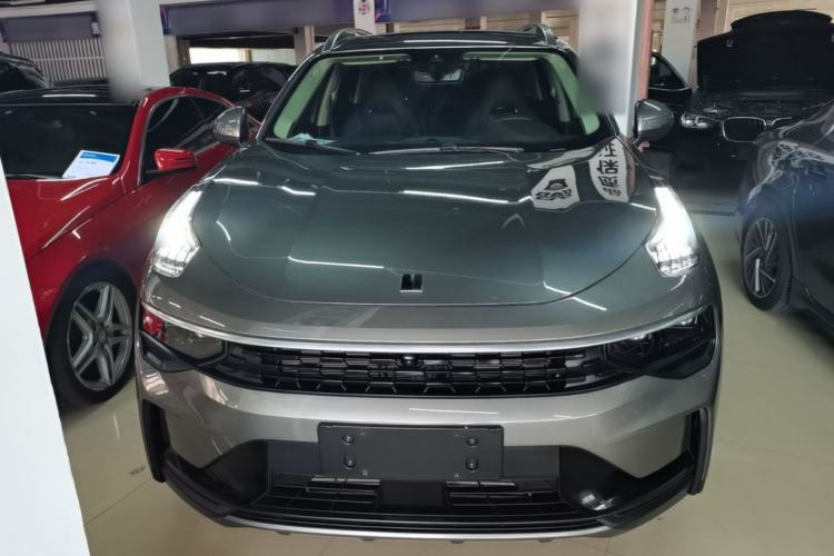 Used Lynk & Co 01 2021 2.0TD Two-Wheel-Drive Pro Trim Front