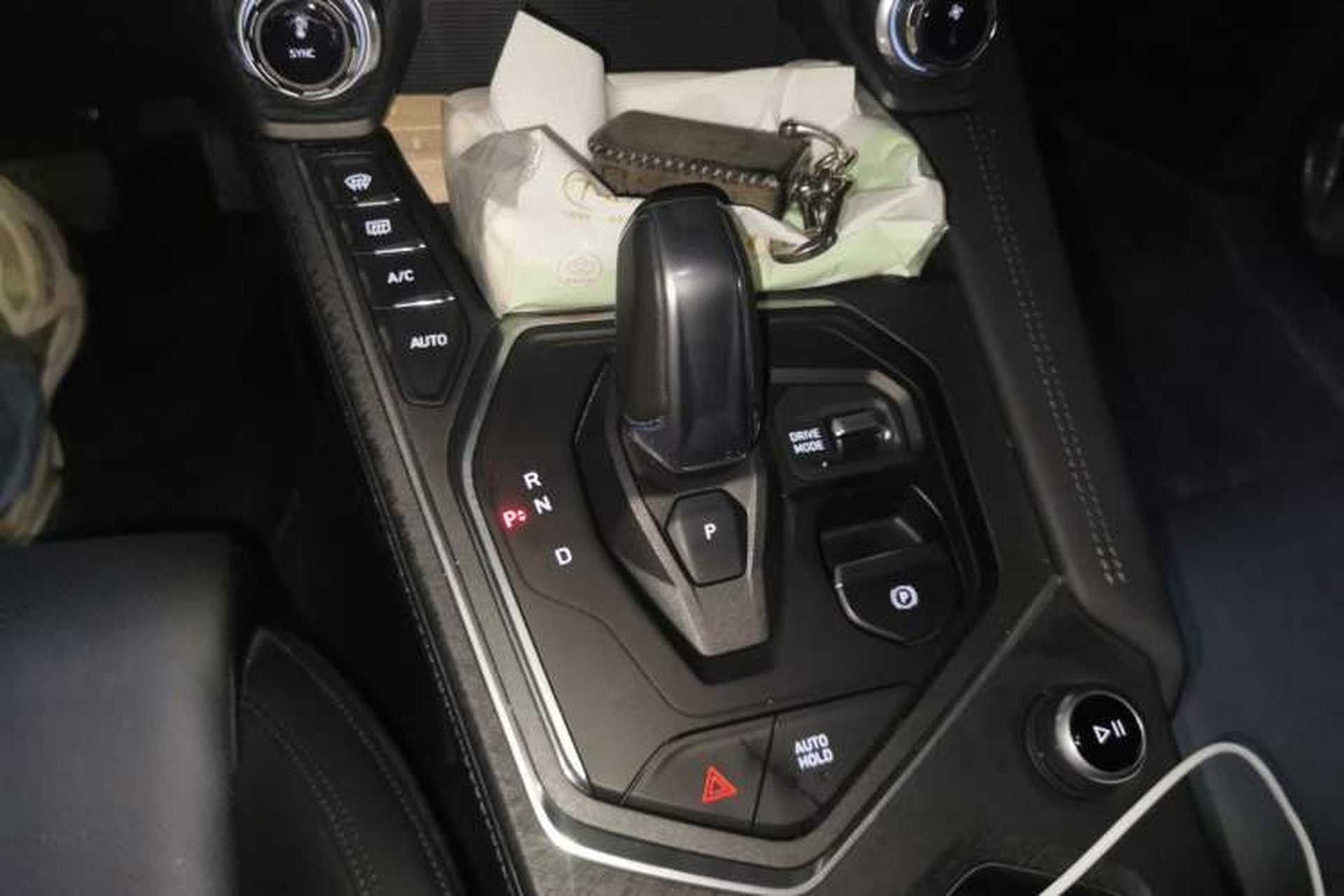 Used Lynk & Co 01 2021 2.0TD Two-Wheel-Drive Pro Trim Gear Lever