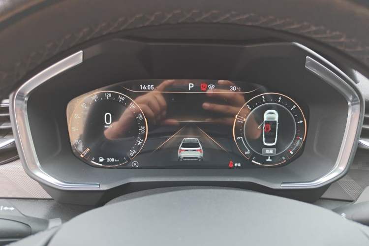 Used Lynk & Co 01 2021 2.0TD Two-Wheel-Drive Pro Trim Instrument Cluster