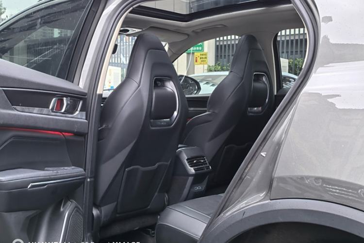 Used Lynk & Co 01 2021 2.0TD Two-Wheel-Drive Pro Trim Interior 1