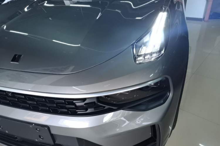 Used Lynk & Co 01 2021 2.0TD Two-Wheel-Drive Pro Trim Left Front Headlight