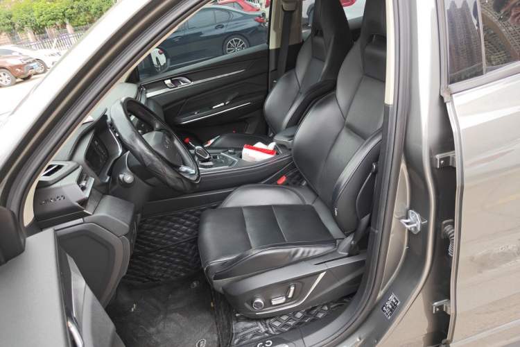 Used Lynk & Co 01 2021 2.0TD Two-Wheel-Drive Pro Trim Left Front Seat