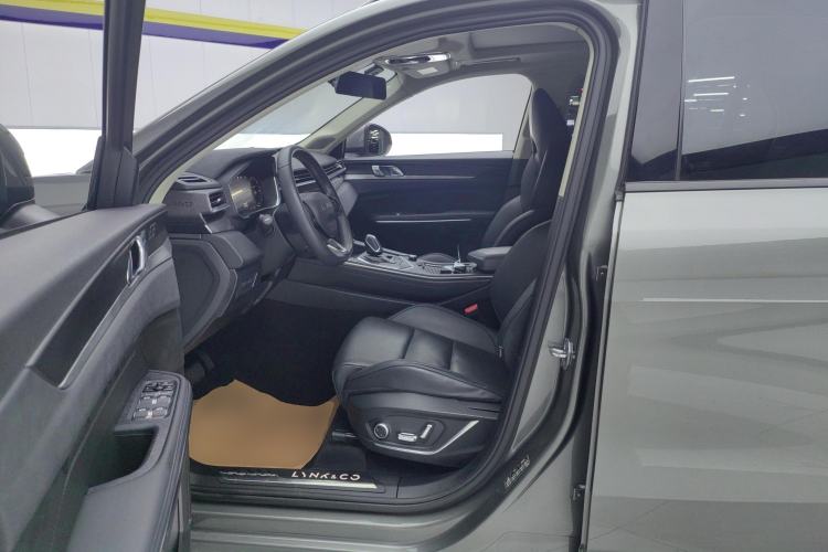 Used Lynk & Co 01 2021 2.0TD Two-Wheel-Drive Pro Trim Left Front Seat