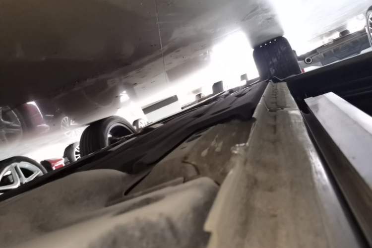 Used Lynk & Co 01 2021 2.0TD Two-Wheel-Drive Pro Trim Left Side Sill