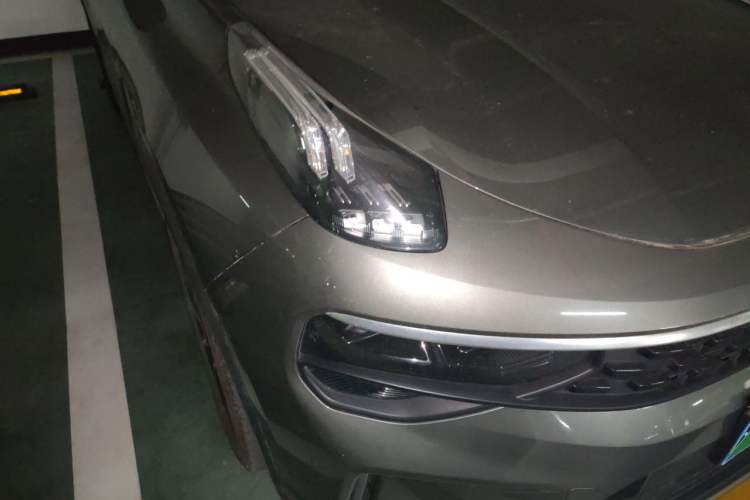 Used Lynk & Co 01 2021 2.0TD Two-Wheel-Drive Pro Trim Right Front Headlight