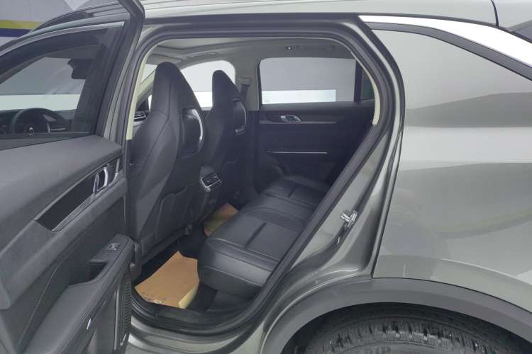 Used Lynk & Co 01 2021 2.0TD Two-Wheel-Drive Pro Trim Right Rear Seat