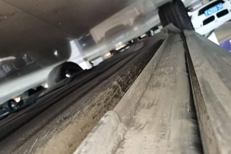 Used Lynk & Co 01 2021 2.0TD Two-Wheel-Drive Pro Trim Right Side Sill