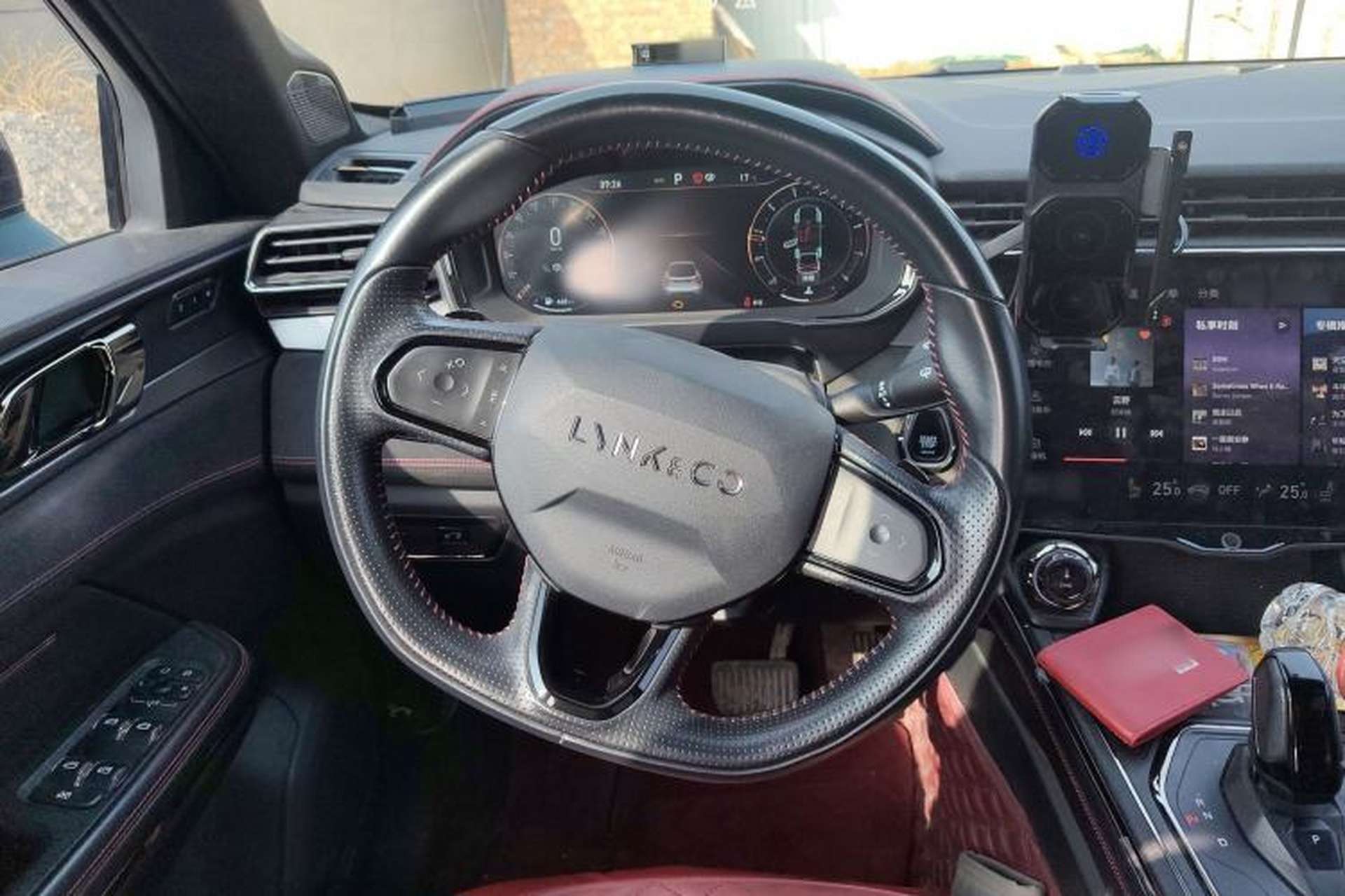 Used Lynk & Co 01 2021 2.0TD Four-Wheel Drive Hype-Halo Steering Wheel