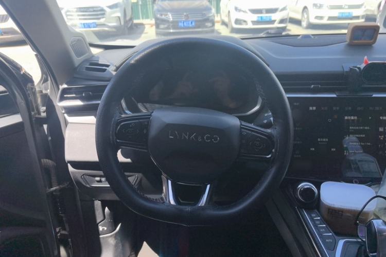Used Lynk & Co 01 2021 2.0TD Two-Wheel-Drive Pro Trim Steering Wheel