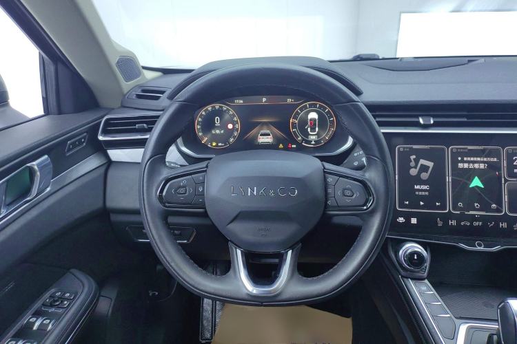 Used Lynk & Co 01 2021 2.0TD Two-Wheel-Drive Pro Trim Steering Wheel