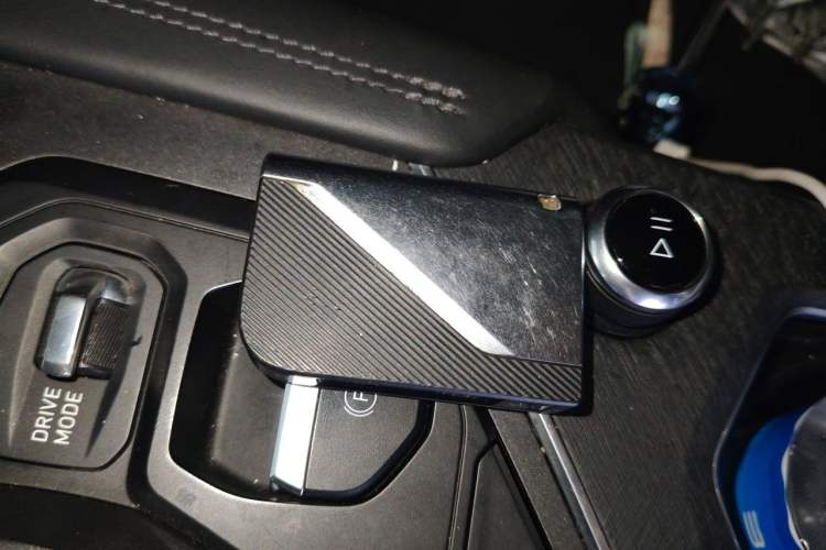 Used Lynk & Co 01 2021 2.0TD Two-Wheel-Drive Pro Trim Vehicle Key