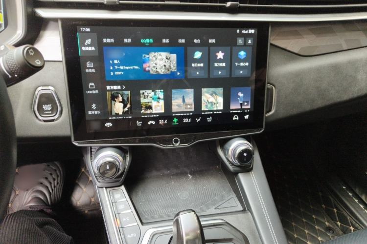 Used Lynk & Co 01 2021 2.0TD Two-Wheel-Drive Pro Trim Audio And AC Panel