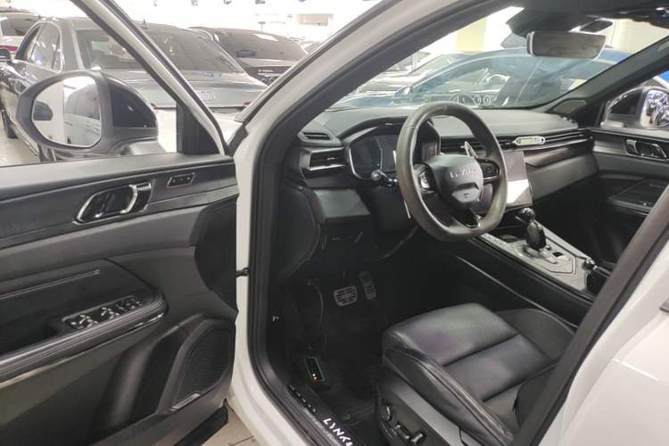 Used Lynk & Co 01 2021 2.0TD Four-Wheel Drive Hype-Halo Driver Seat