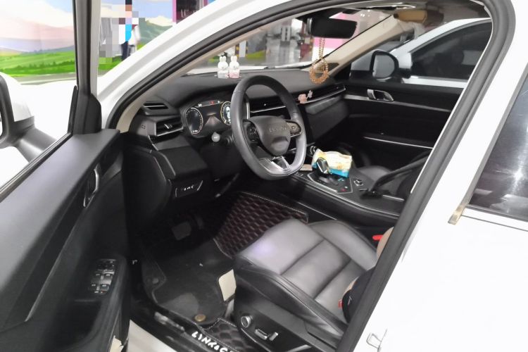 Used Lynk & Co 01 2021 2.0TD Two-Wheel-Drive Pro Trim Driver Seat