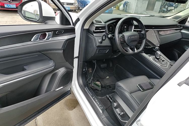 Used Lynk & Co 01 2021 2.0TD Two-Wheel-Drive Pro Trim Driver Seat