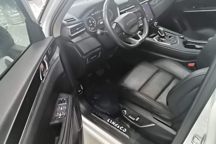 Used Lynk & Co 01 2021 2.0TD Two-Wheel-Drive Pro Trim Driver Seat