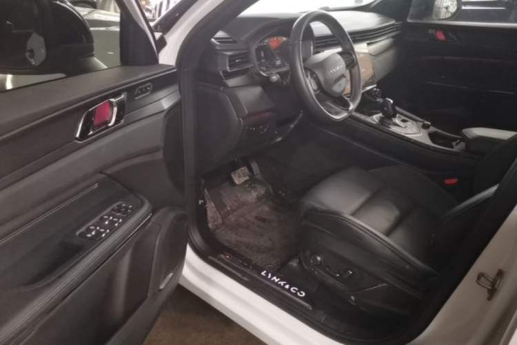 Used Lynk & Co 01 2021 2.0TD Four-Wheel Drive Hype-Halo Driver Seat