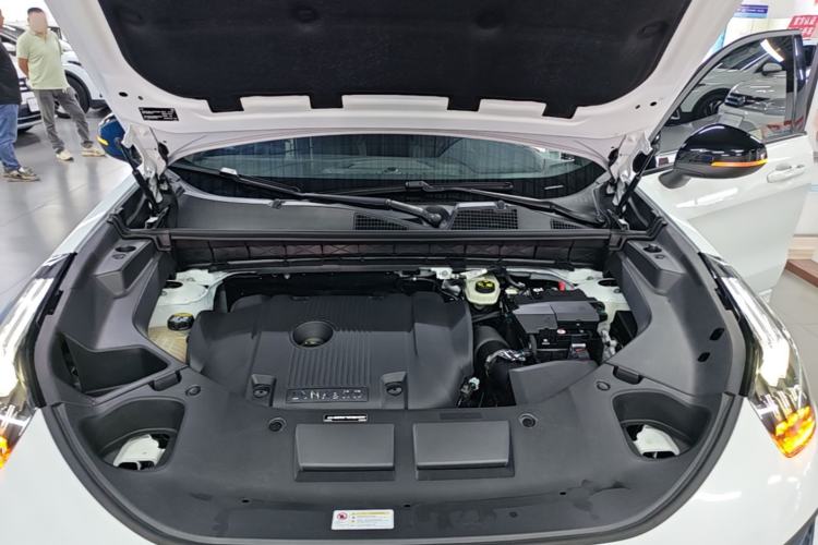 Used Lynk & Co 01 2021 2.0TD Four-Wheel Drive Hype-Halo Engine Bay
