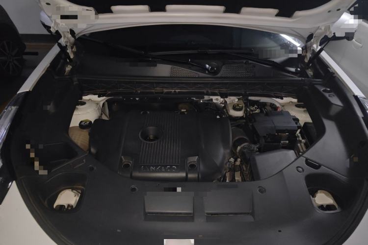 Used Lynk & Co 01 2021 2.0TD Two-Wheel-Drive Pro Trim Engine Bay