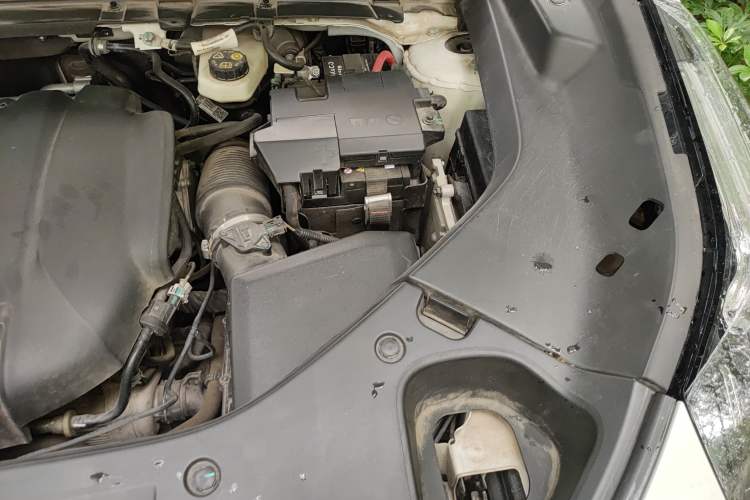 Used Lynk & Co 01 2021 2.0TD Two-Wheel-Drive Pro Trim Engine Bay Left