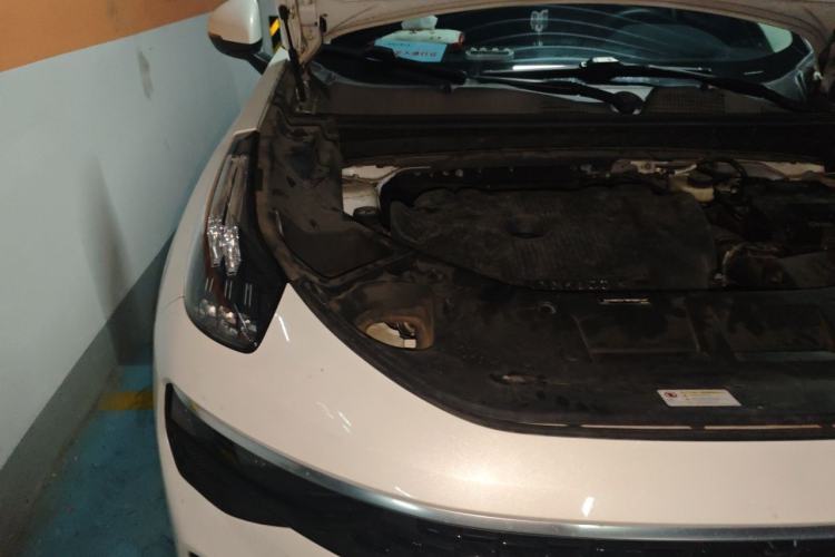 Used Lynk & Co 01 2021 2.0TD Two-Wheel-Drive Pro Trim Engine Bay Right